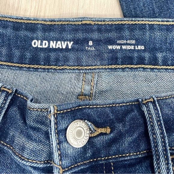 Old Navy High-Rise Wow Wide Leg Jeans- Size 8 Tall - Picture 5 of 5